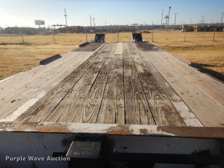 image for item HW9140 2001 Holden equipment trailer