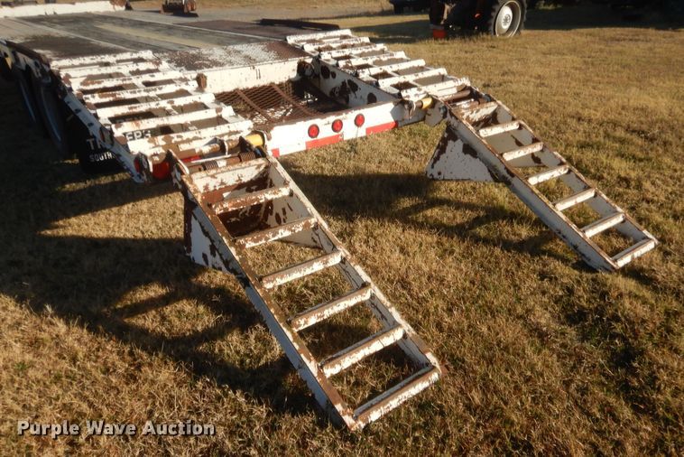 image for item HW9140 2001 Holden equipment trailer