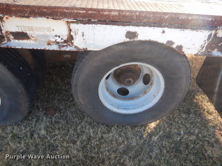 image for item HW9140 2001 Holden equipment trailer