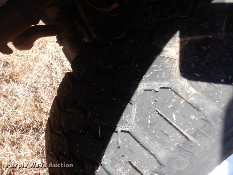 image for item HW9198 1982 Chevrolet C30  bucket truck