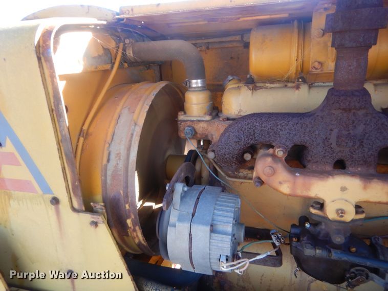 image for item HW9199 Allis Chalmers  forklift