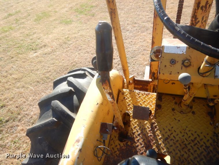 image for item HW9199 Allis Chalmers  forklift