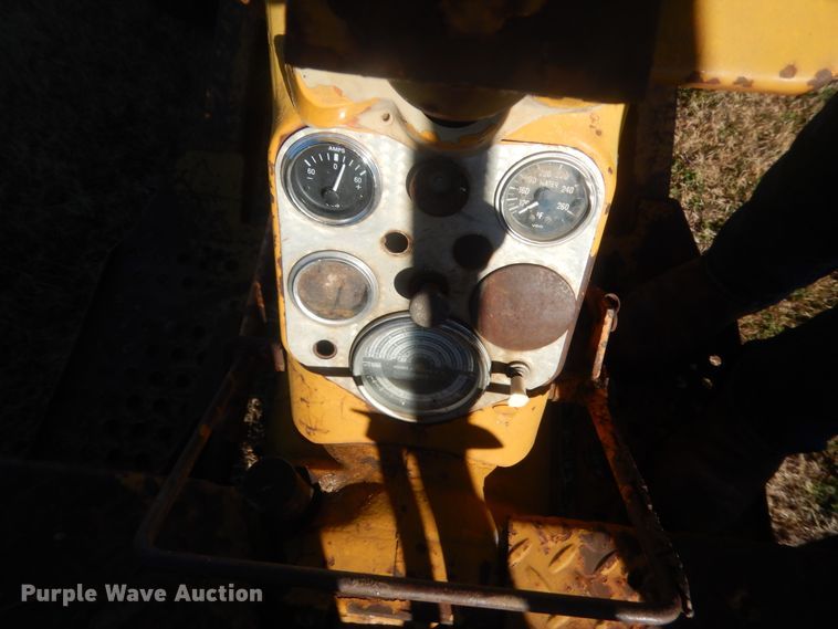 image for item HW9199 Allis Chalmers  forklift