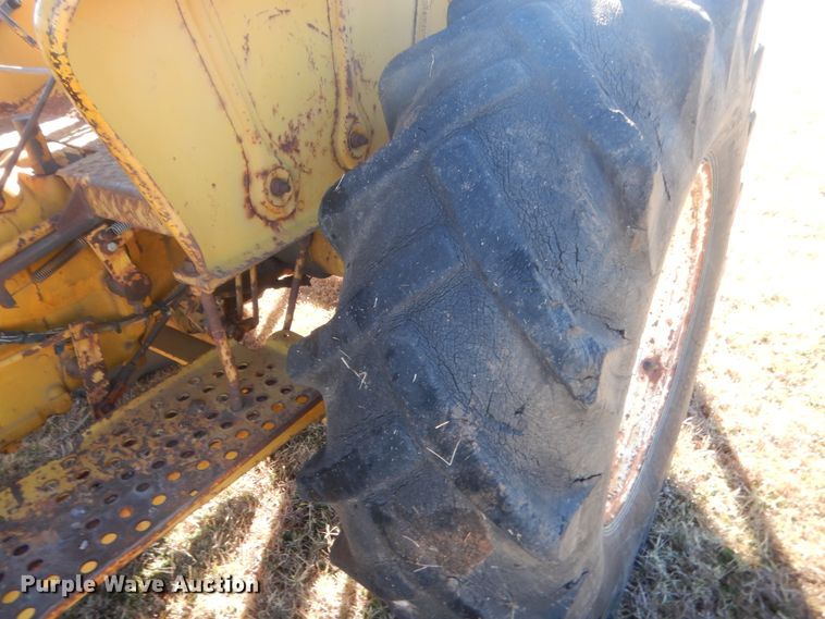 image for item HW9199 Allis Chalmers  forklift