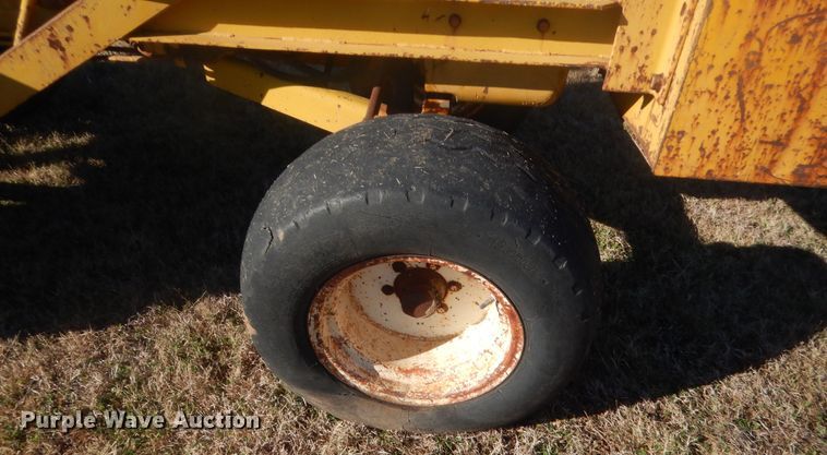 image for item HW9199 Allis Chalmers  forklift