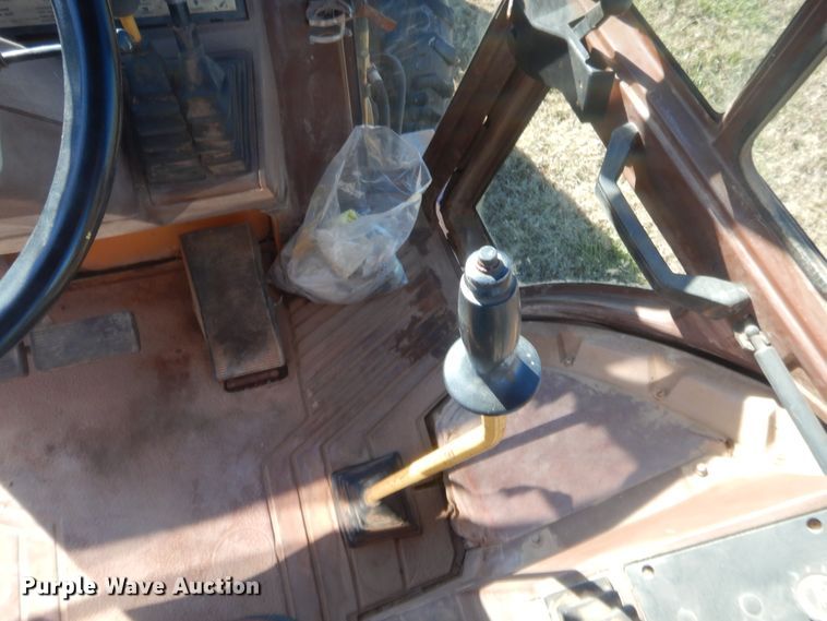 image for item HW9200 Case 580 Super K  backhoe