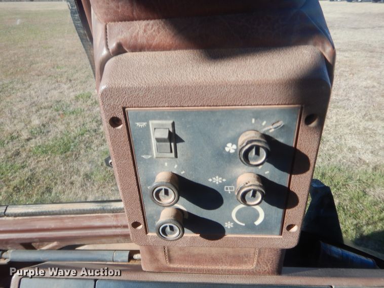 image for item HW9200 Case 580 Super K  backhoe