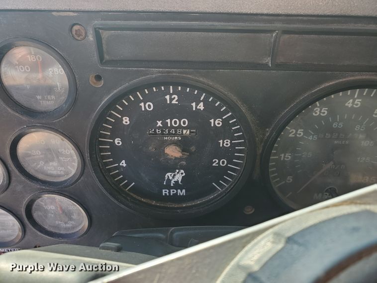 image for item HW9500 1999 Mack CH613  vacuum truck