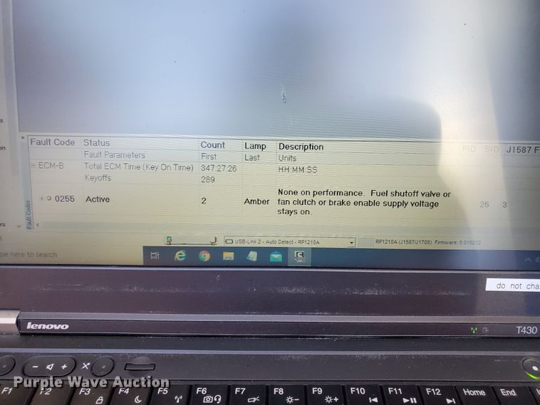 image for item HW9502 1998 Mack CH613  vacuum truck