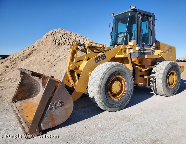 image for item HW9505 1997 Case 621B  wheel loader