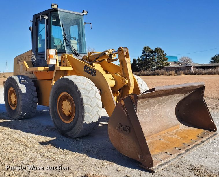 image for item HW9505 1997 Case 621B  wheel loader