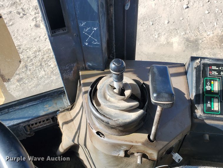 image for item HW9505 1997 Case 621B  wheel loader