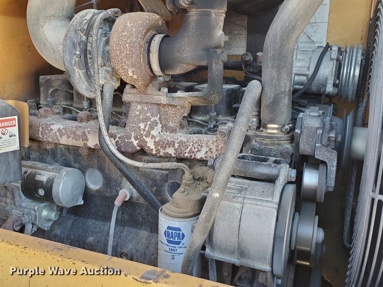 image for item HW9505 1997 Case 621B  wheel loader