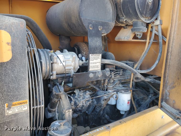 image for item HW9505 1997 Case 621B  wheel loader