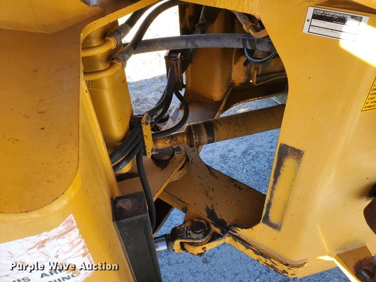 image for item HW9505 1997 Case 621B  wheel loader