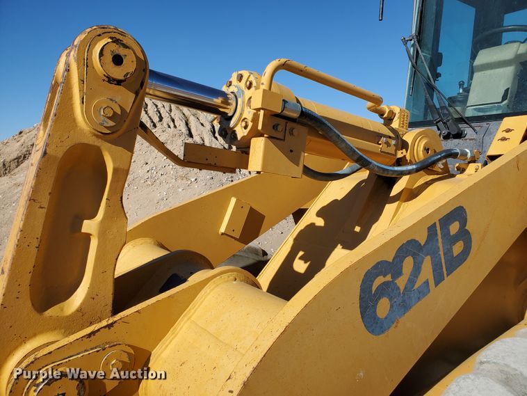 image for item HW9505 1997 Case 621B  wheel loader