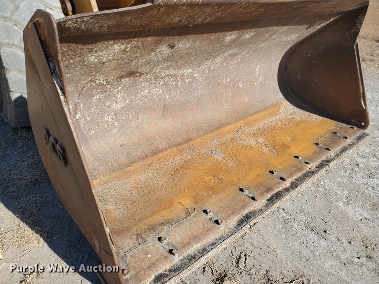 image for item HW9505 1997 Case 621B  wheel loader