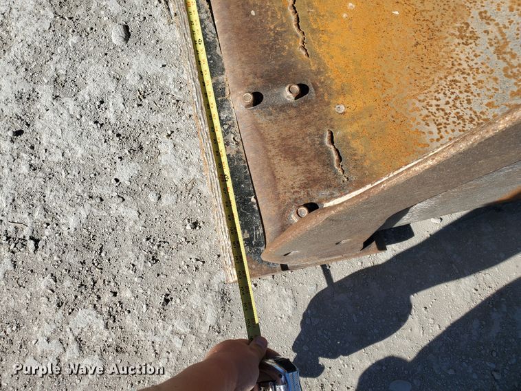 image for item HW9505 1997 Case 621B  wheel loader