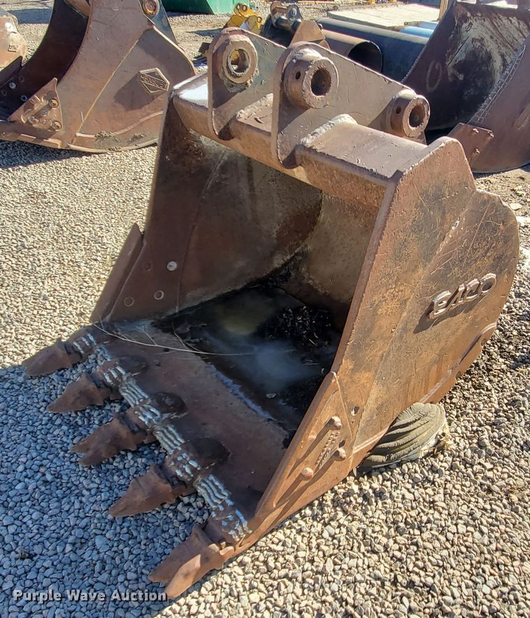image for item HW9513 Esco 44"W excavator bucket