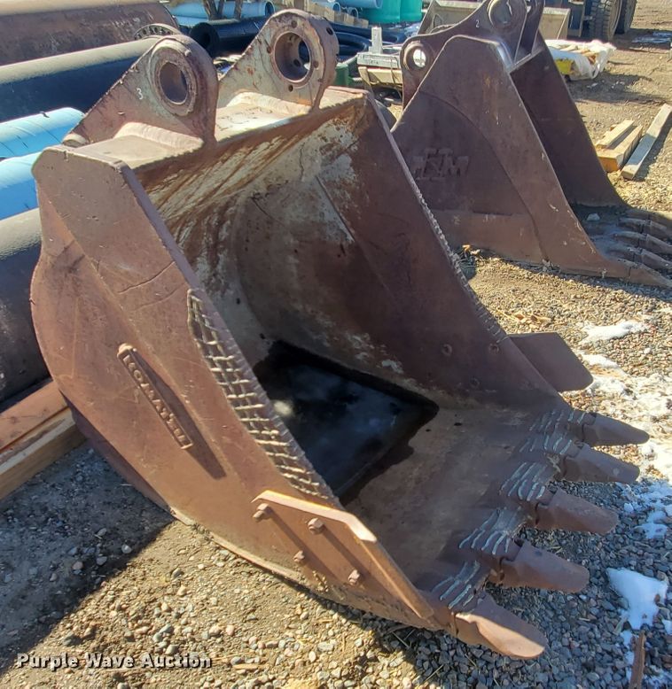 image for item HW9515 Komatsu 40"W excavator bucket