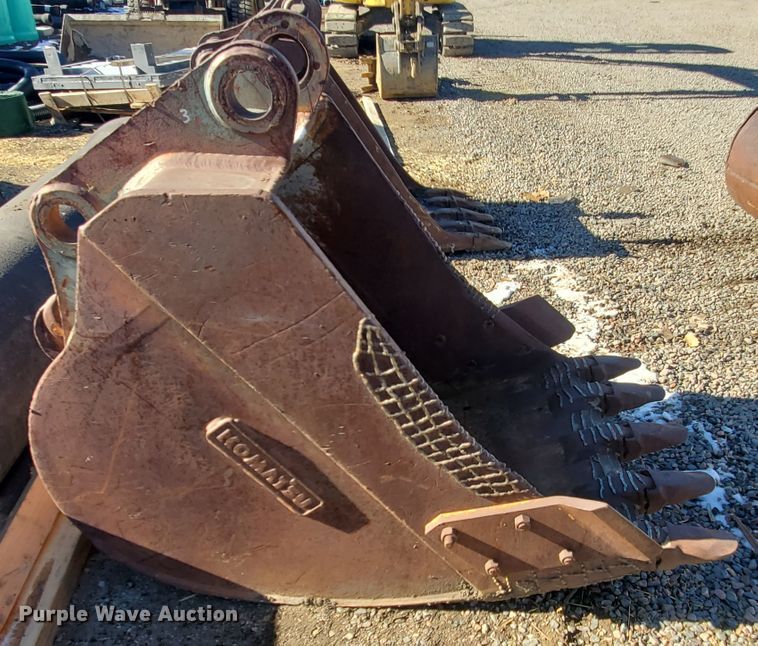 image for item HW9515 Komatsu 40"W excavator bucket