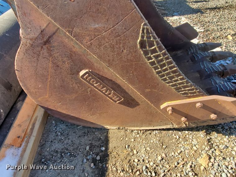 image for item HW9515 Komatsu 40"W excavator bucket