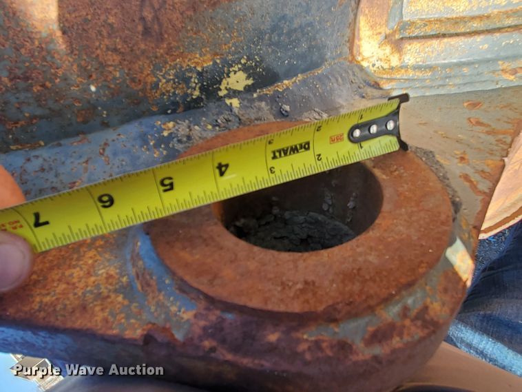 image for item HW9515 Komatsu 40"W excavator bucket