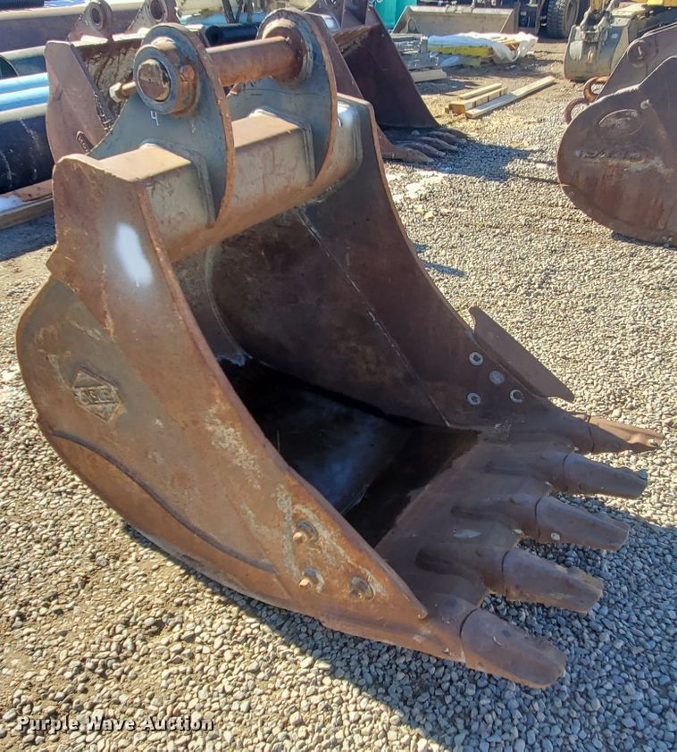 image for item HW9516 Hensley 36"W excavator bucket