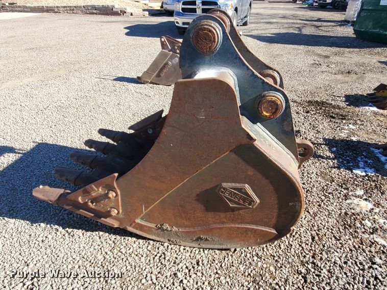 image for item HW9516 Hensley 36"W excavator bucket