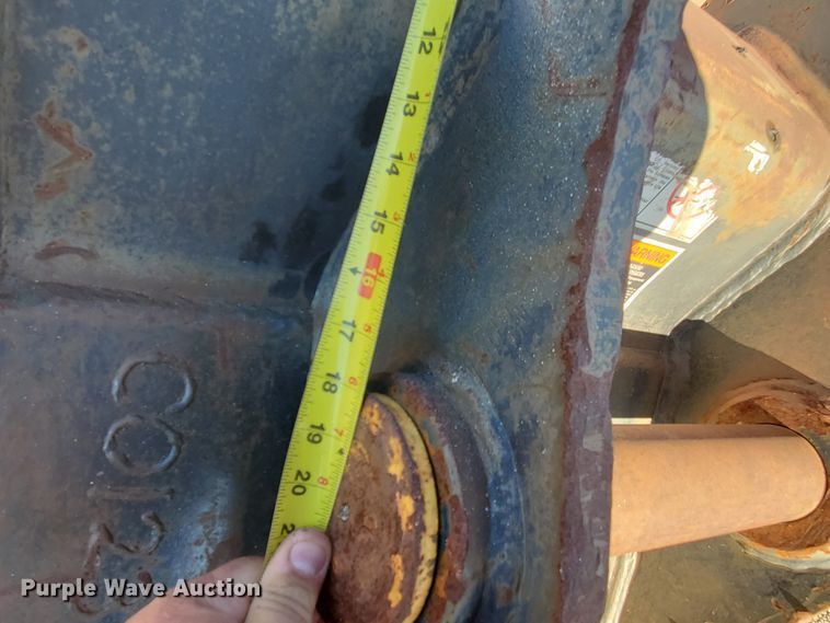 image for item HW9516 Hensley 36"W excavator bucket