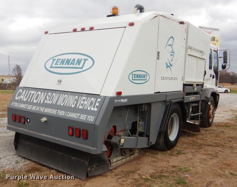 image for item HX9038 2005 GMC T7500  street sweeper truck