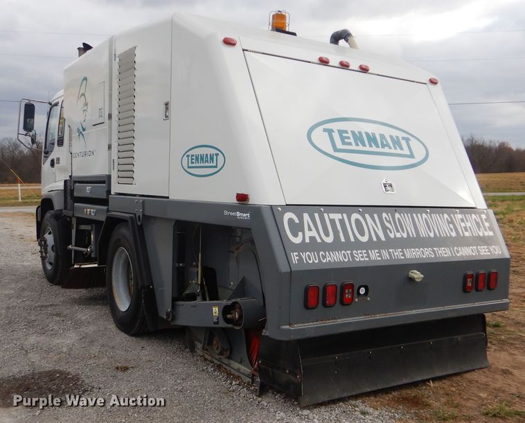 image for item HX9038 2005 GMC T7500  street sweeper truck