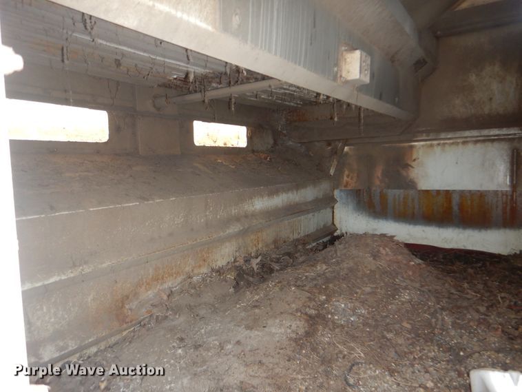 image for item HX9038 2005 GMC T7500  street sweeper truck