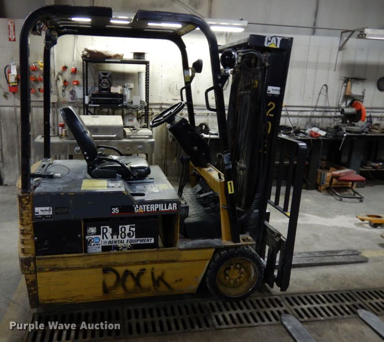 image for item HX9513 Caterpillar EP18T-36A forklift