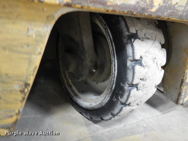 image for item HX9513 Caterpillar EP18T-36A forklift