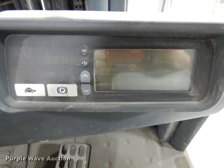 image for item HX9514 Caterpillar 2ET3000 forklift