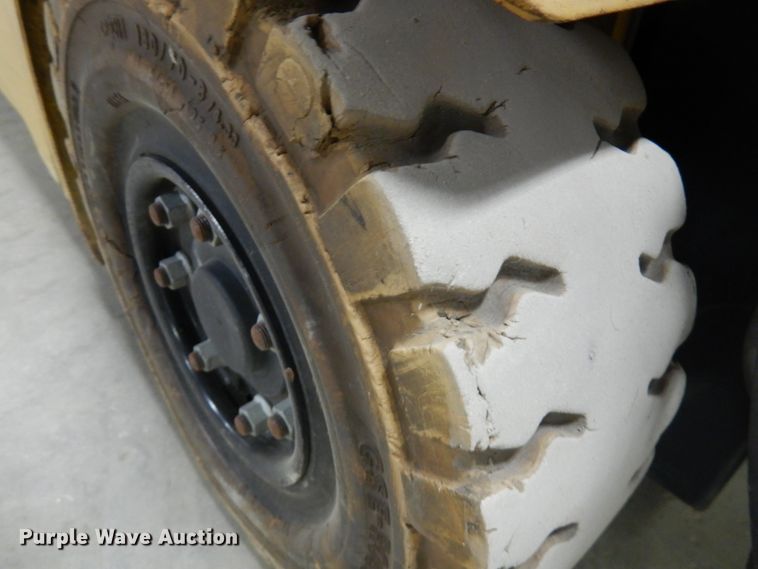 image for item HX9514 Caterpillar 2ET3000 forklift