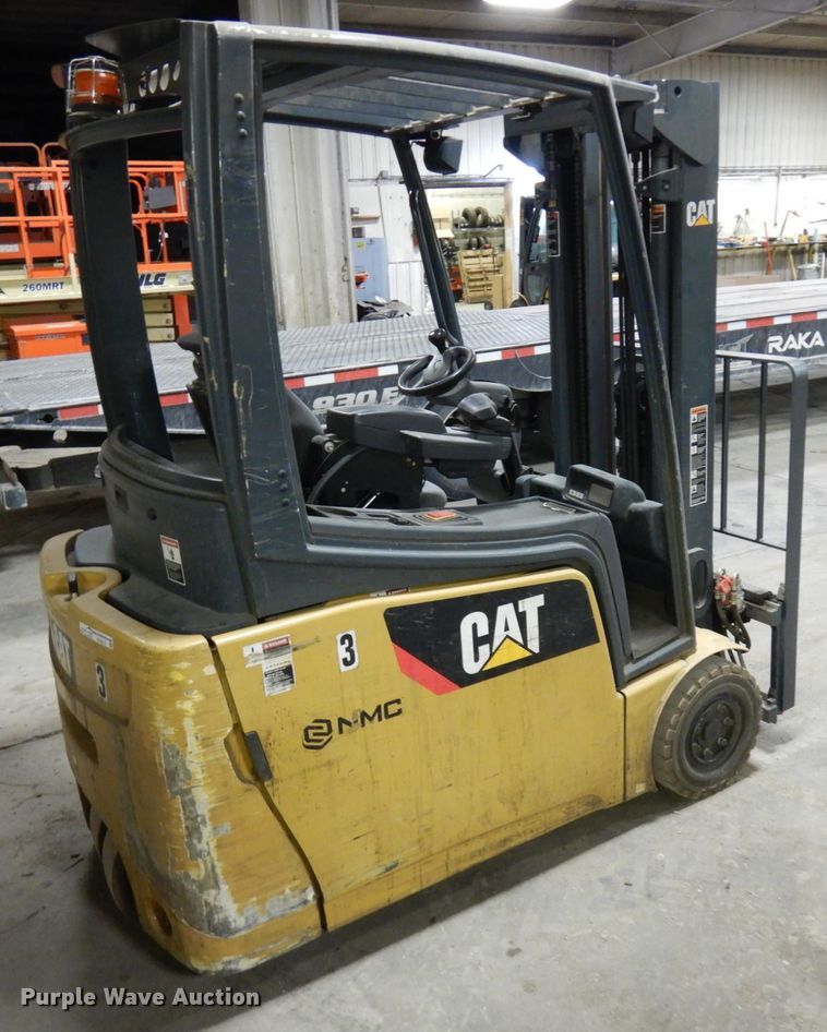 image for item HX9515 Caterpillar 2ET3000  forklift