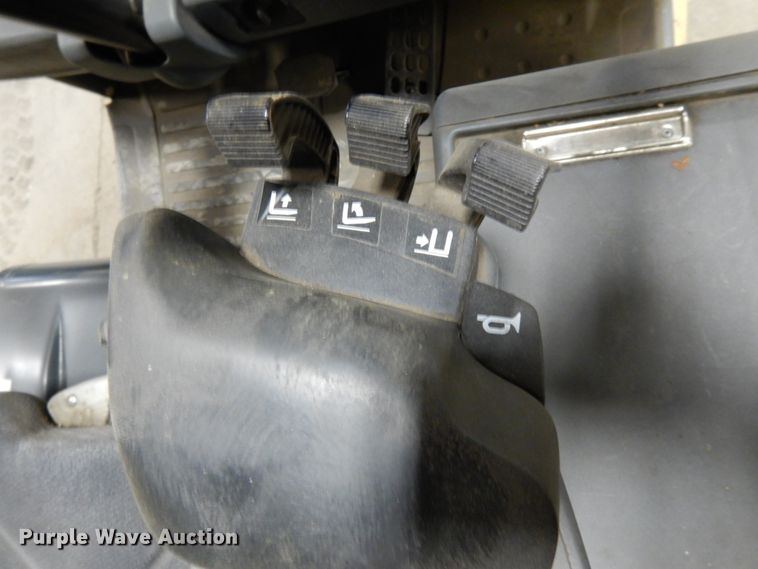 image for item HX9515 Caterpillar 2ET3000  forklift