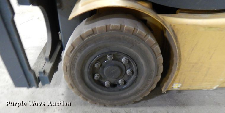 image for item HX9515 Caterpillar 2ET3000  forklift