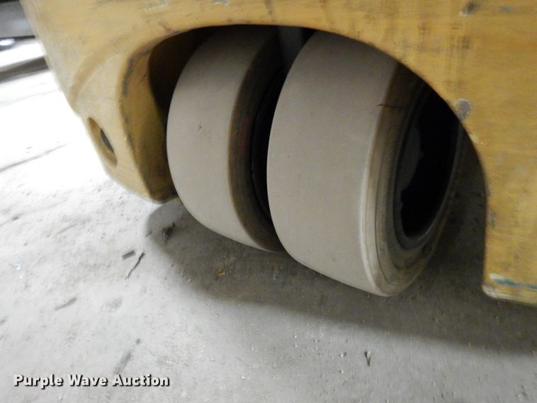 image for item HX9515 Caterpillar 2ET3000  forklift