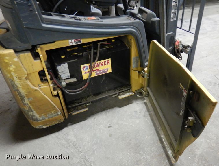 image for item HX9515 Caterpillar 2ET3000  forklift