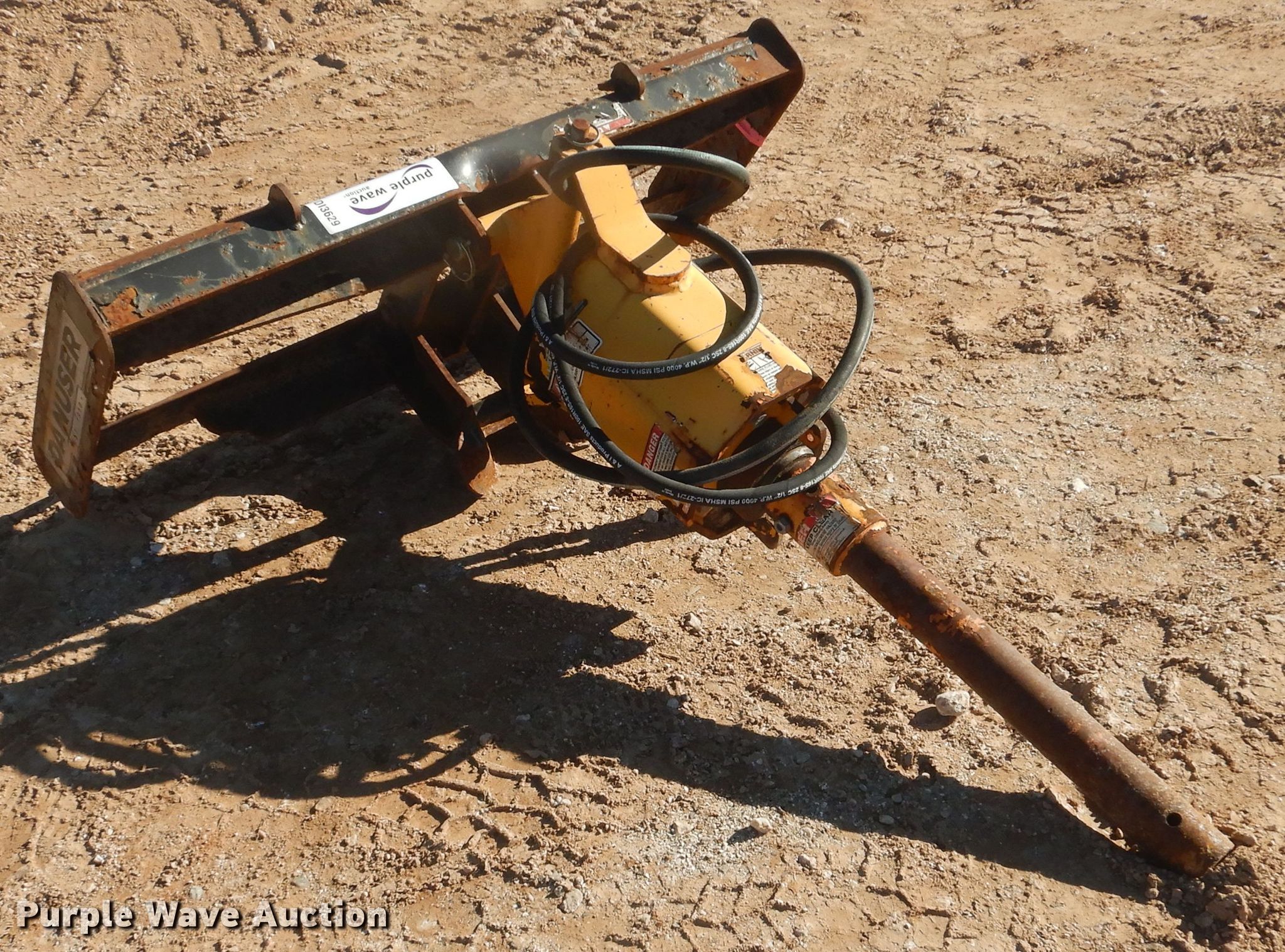 Danuser skid steer auger in Cherokee, OK Item DI3629 sold Purple Wave