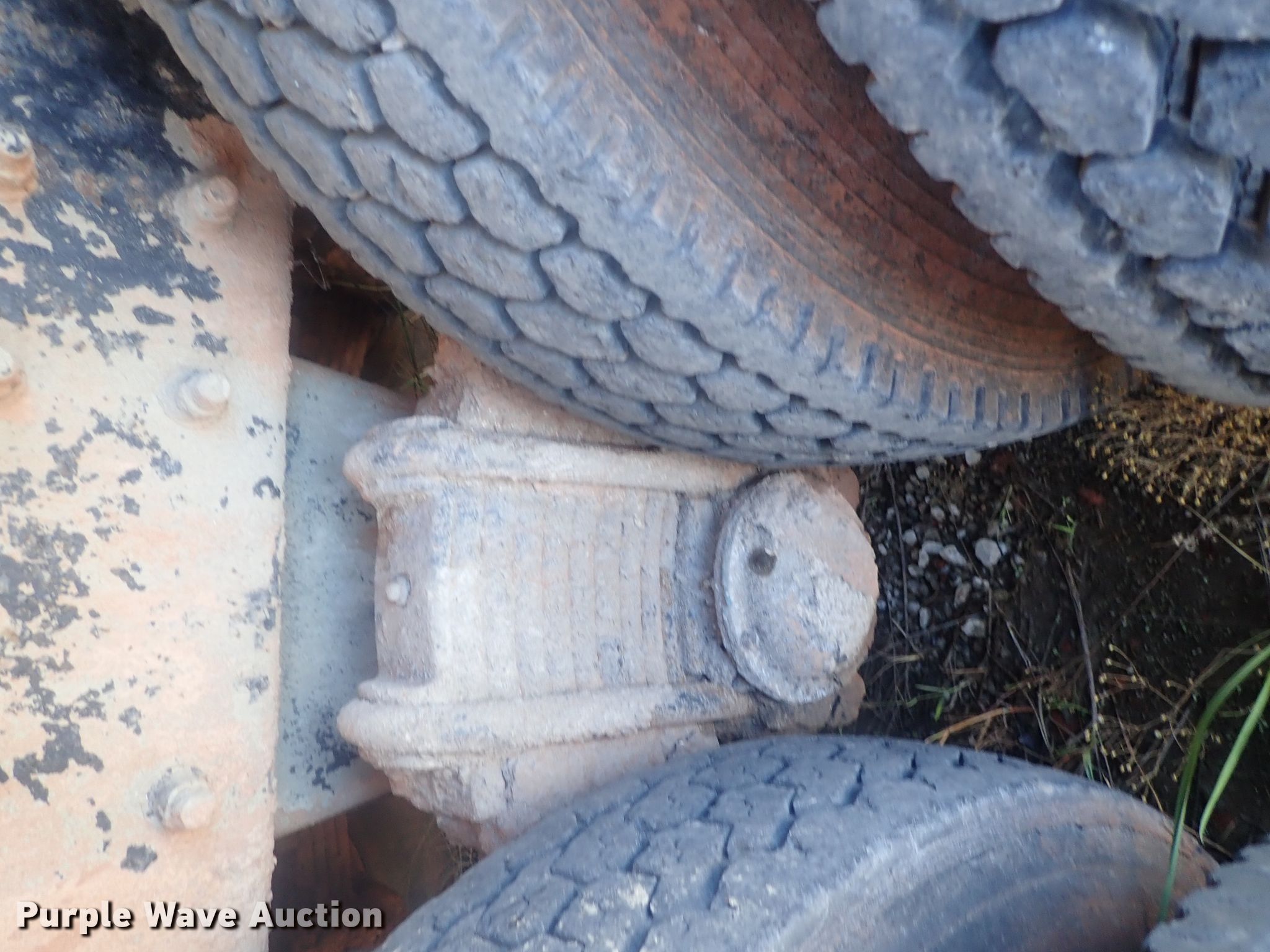 2006 Mack CT713 water truck in Owasso, OK | Item DI7293 sold | Purple Wave