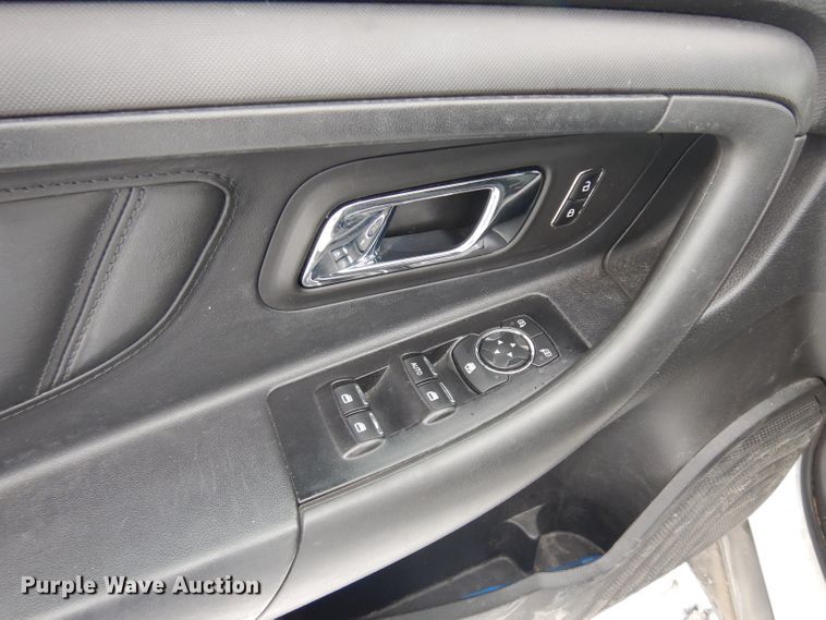 image for item DH5563 2013 Ford Taurus