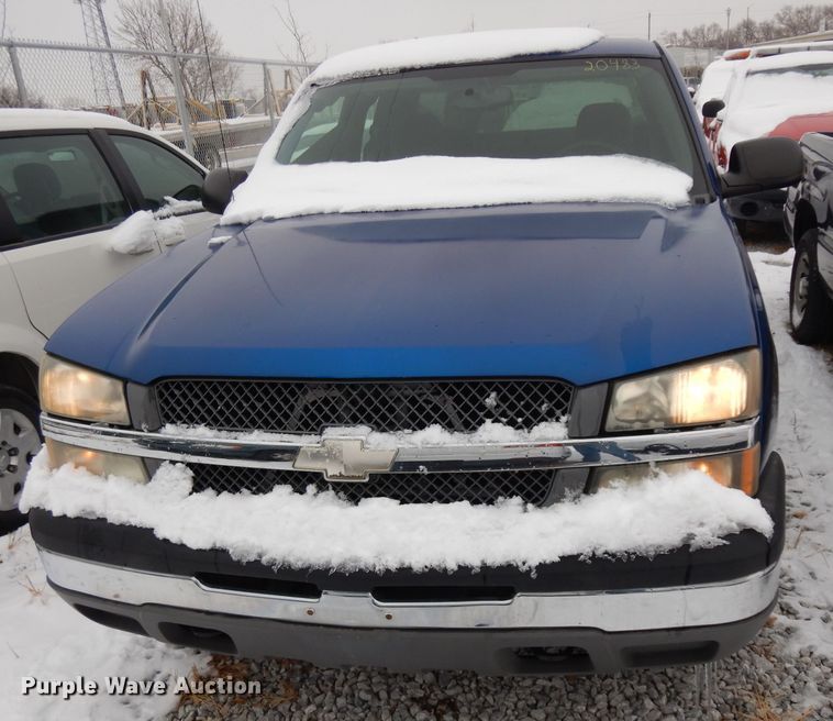 image for item DH5564 2004  Chevrolet Silverado 1500  Ext. Cab pickup truck