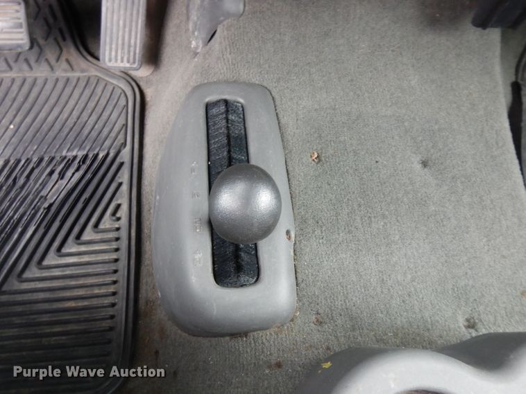 image for item DH5564 2004  Chevrolet Silverado 1500  Ext. Cab pickup truck