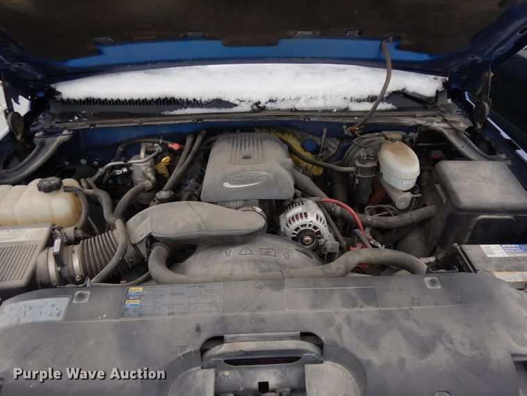 image for item DH5564 2004  Chevrolet Silverado 1500  Ext. Cab pickup truck