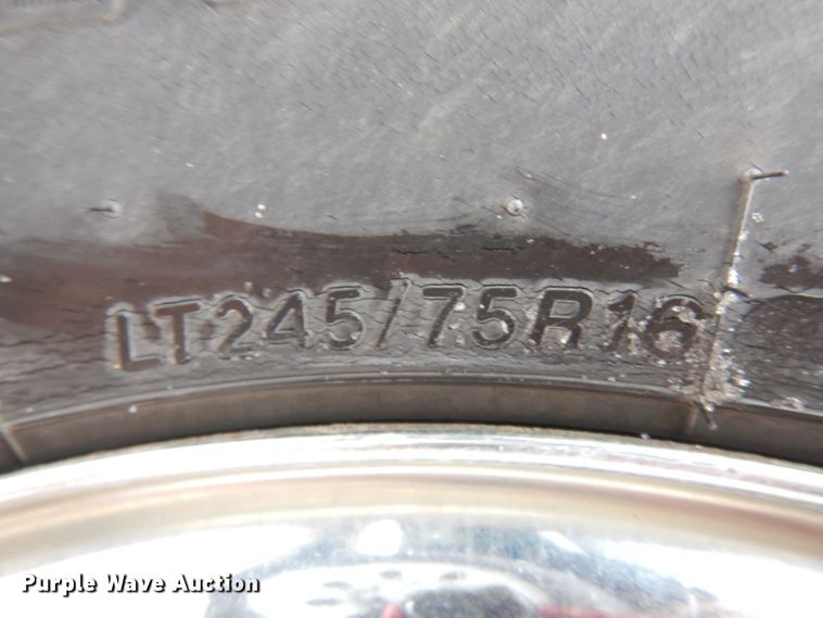 image for item DH5564 2004  Chevrolet Silverado 1500  Ext. Cab pickup truck