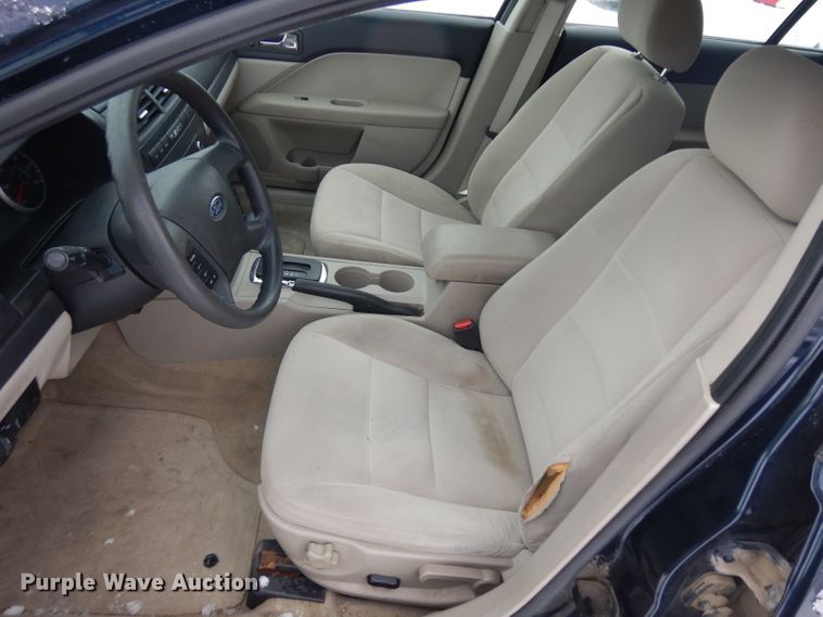 image for item DH5565 2008 Ford Fusion